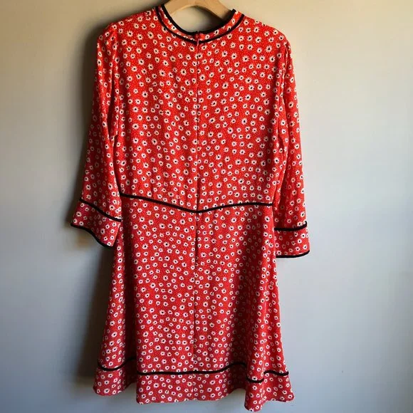 CeCe 🌺 Red Floral Dress with Black Trim - Picture 6 of 8